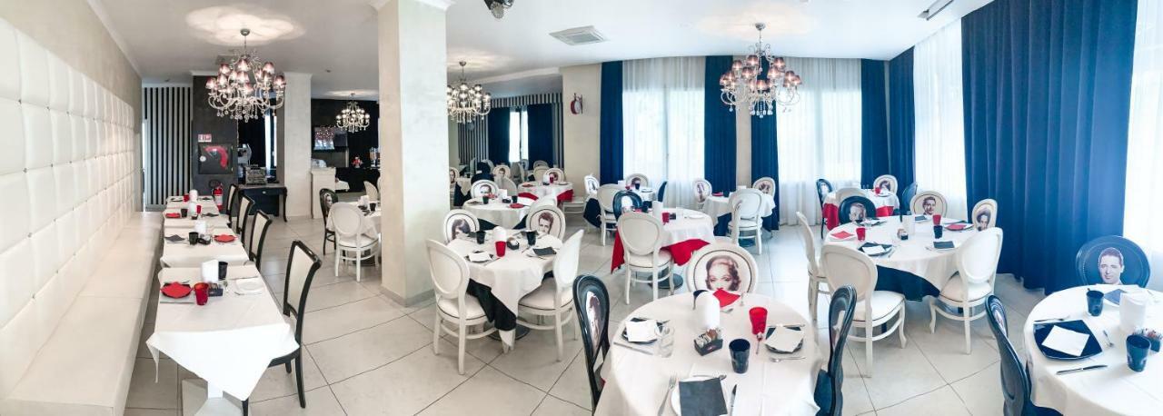 Hotel Le Cinema Gatteo a Mare Kültér fotó